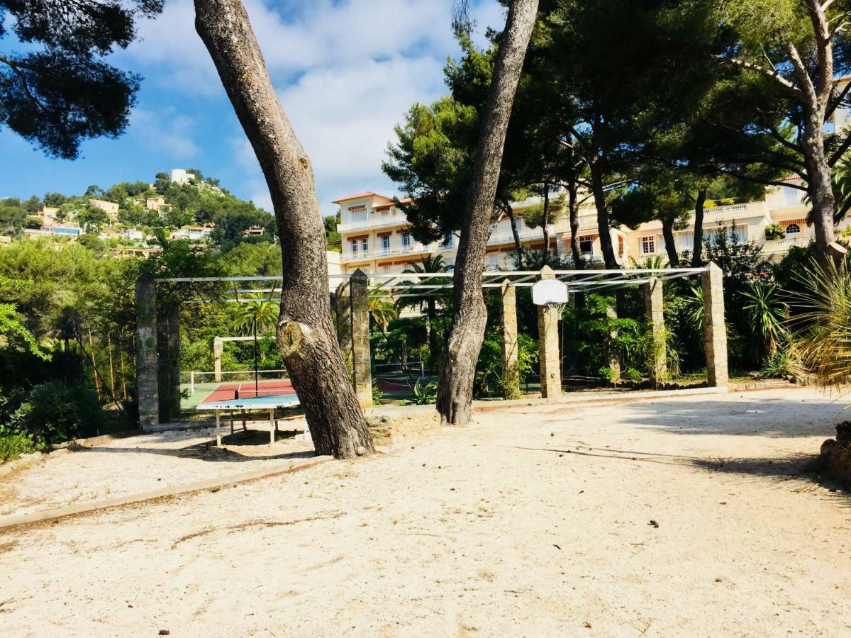 Ferienwohnung Studio 4 Personnes Avec Piscine, Tennis Hyères Exterior foto