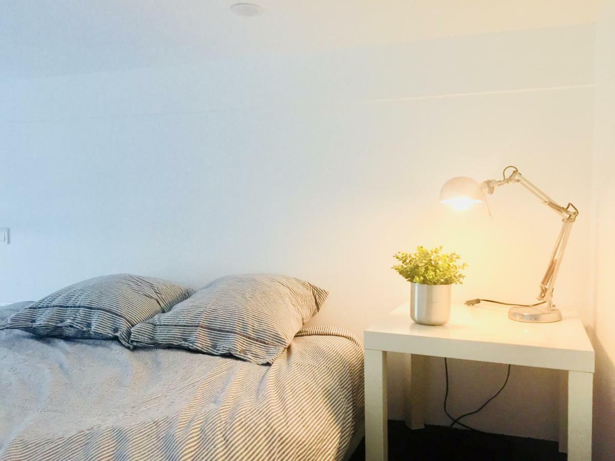 Ferienwohnung Studio 4 Personnes Avec Piscine, Tennis Hyères Exterior foto