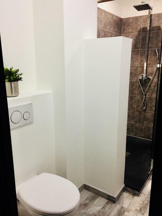 Ferienwohnung Studio 4 Personnes Avec Piscine, Tennis Hyères Exterior foto