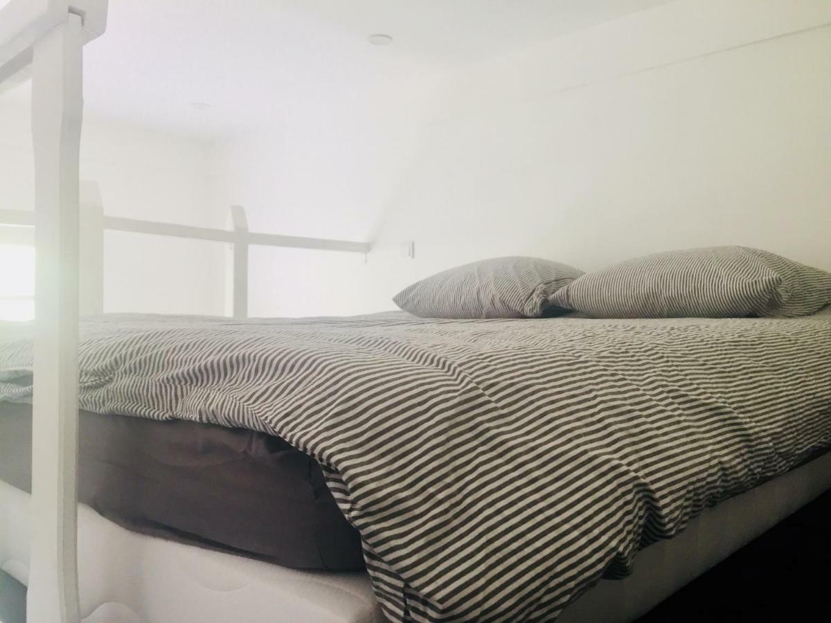 Ferienwohnung Studio 4 Personnes Avec Piscine, Tennis Hyères Exterior foto